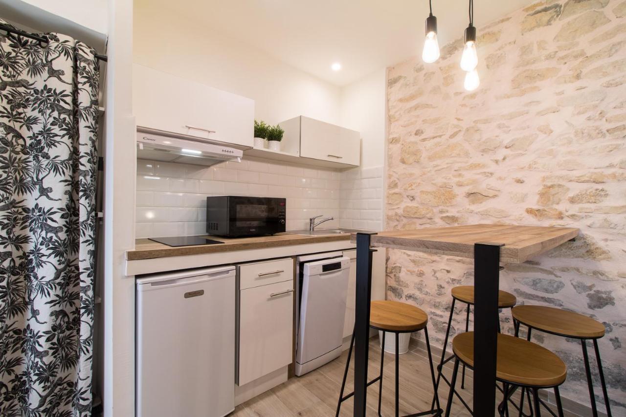 Appartement Cosy Nimes-Centre ภายนอก รูปภาพ